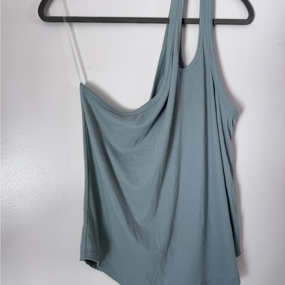 Soft green Women's one shoulder top